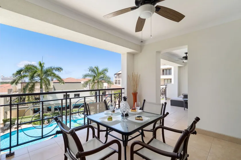 Family-Friendly 2BR in Palm Beach | Pool and Gym - Image 1