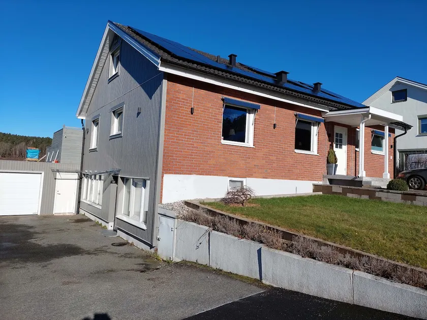 Apartment in the countryside close to town - Image 1
