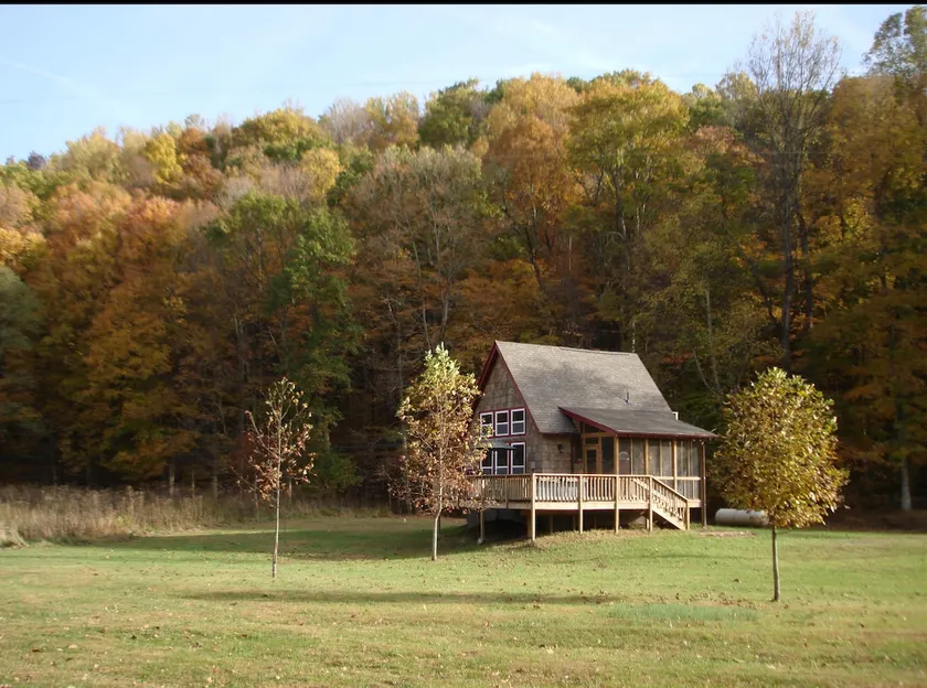 Hooting Hollow Cabin - Image 1