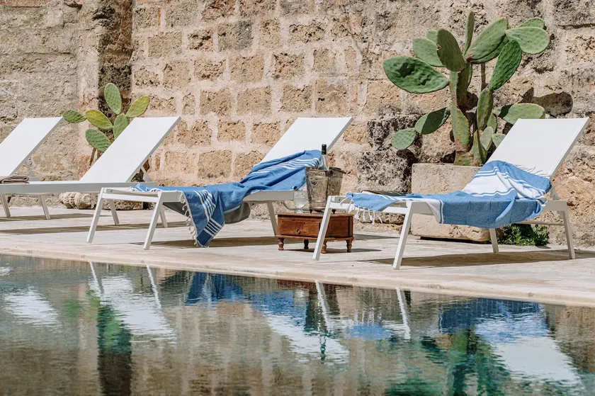 Baroque palace with swimming pool 6 km from the sea - Image 1
