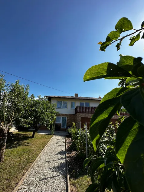 Apartment at Friedleinsbrunnen 2 - Image 1