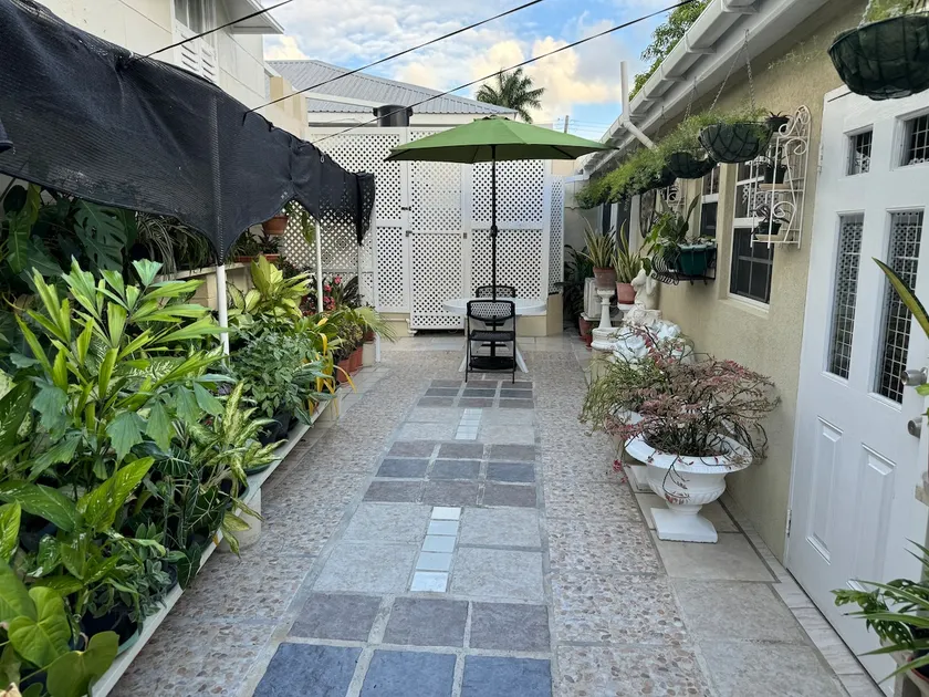 Tyrol Cot (One Bedroom) - Image 1