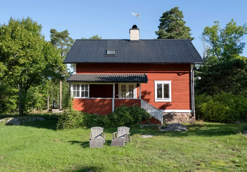 Edö Hill - Image 1