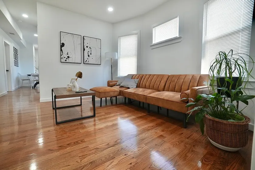 NewBohoChic4bdrm2bthrmAirport - Image 1