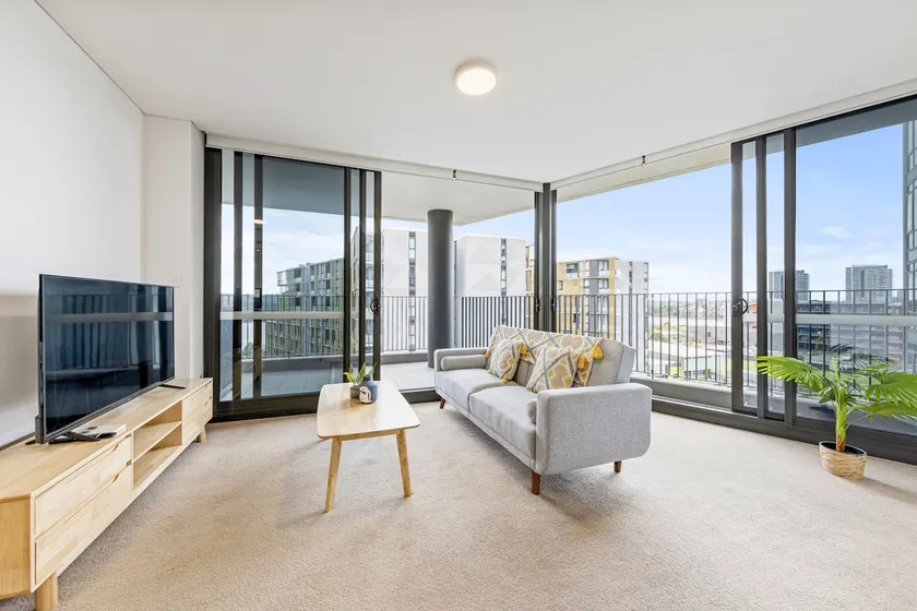 Charming & Peaceful - 2BR APT in Wentworth Point - Image 1