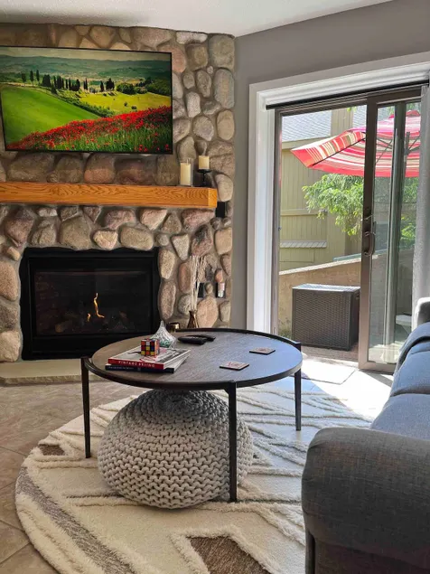 Modern Condo/AC in Unit - Image 1