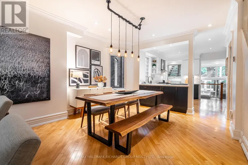 Beach home - Image 1