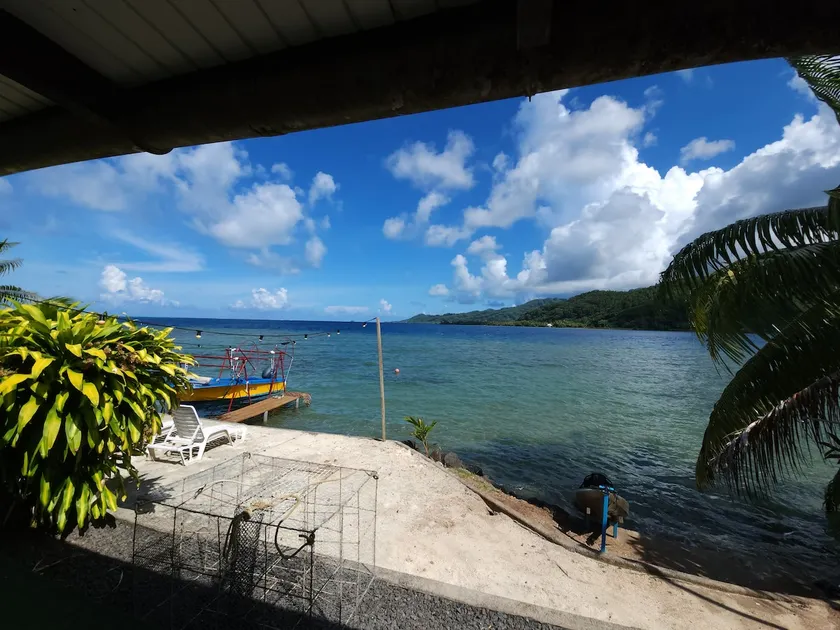 VILLA DE LA BAIE RAIATEA - Bord de mer de 70 m2 - Image 1