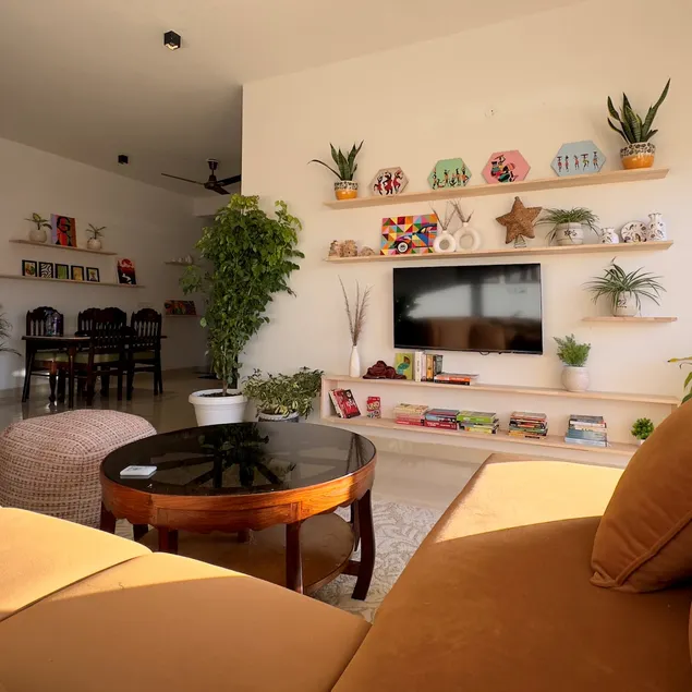 Hazel : Minimalist Apartment - Image 1