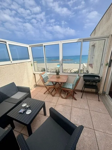 Barcarès seafront terrace apartment with air conditioning - Image 1