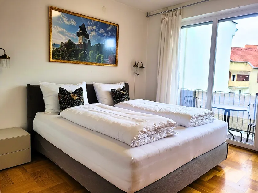Apartment with a view - Image 1