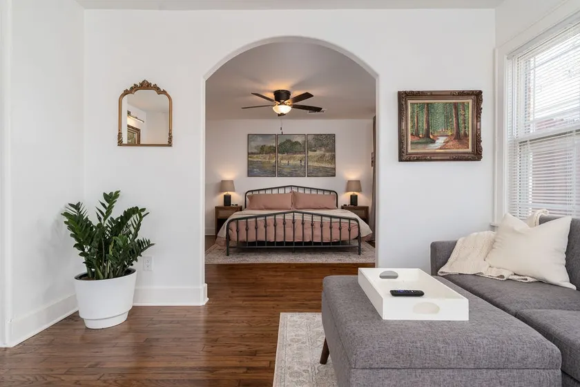 Cozy Guest Apt w/King Bed-Walk to Plaza District! - Image 1