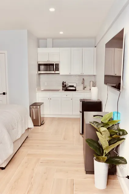 Modern & luxury studio - Image 1