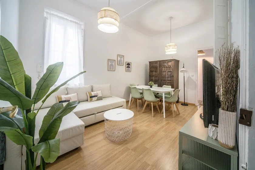 Apartment Mosaic Giralda - Image 1