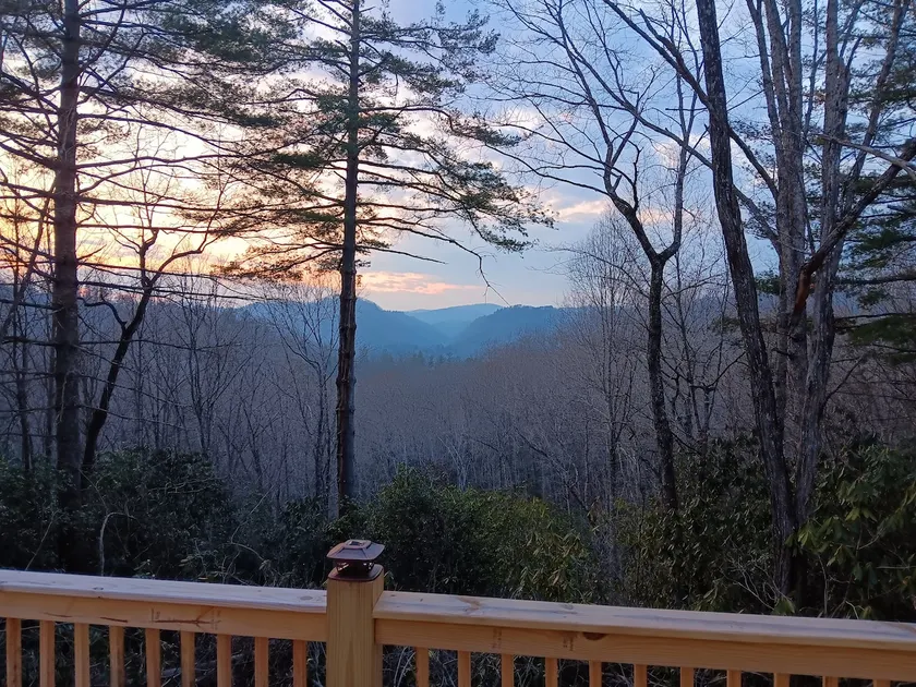 NEW! Spectacular Mountain View - Image 1