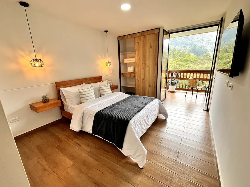Comfortable and Exclusive House - Image 1