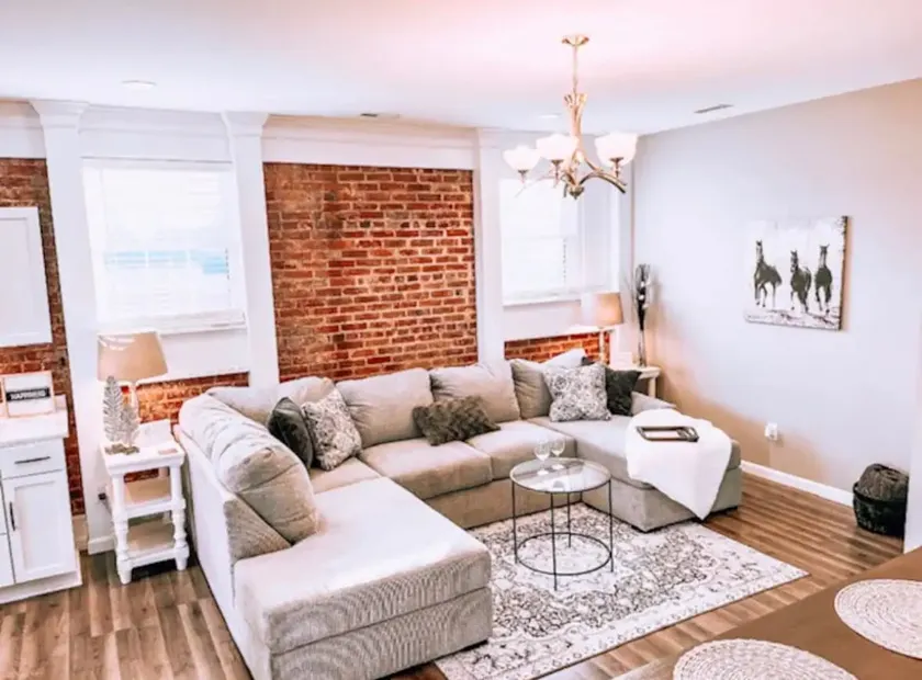 Downtown Upscale Apartment 1bd - Image 1