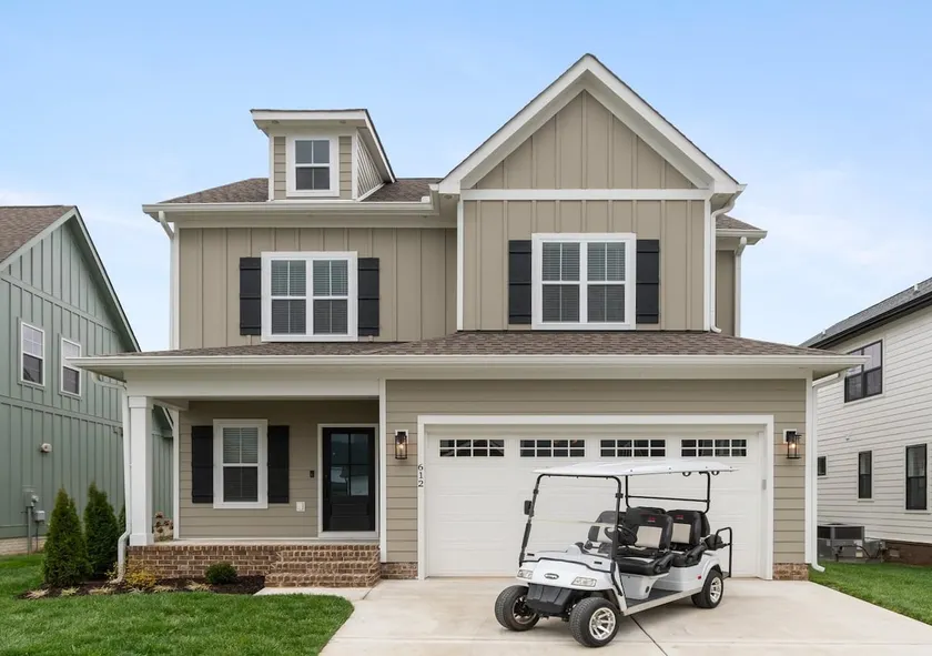 Lakeside Retreat Marina/Pool, Golf Cart, Game Room - Image 1