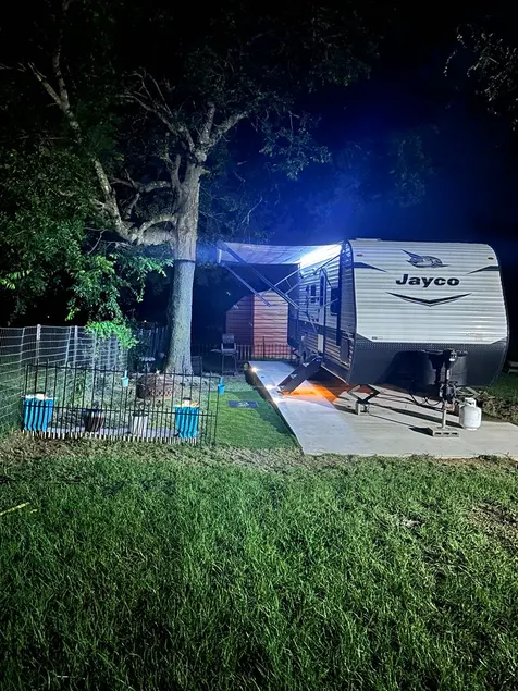 Pondside RV - Image 1