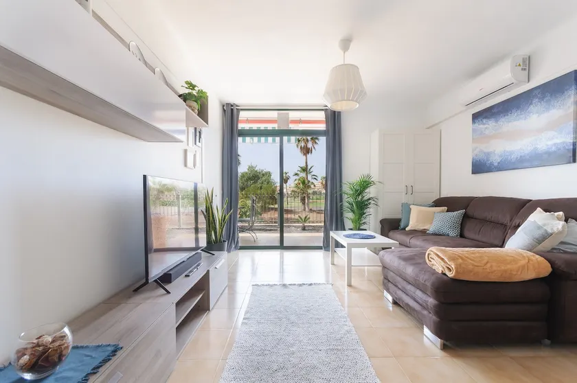 Ocean Breeze- 2bedroom, with A/C,heated pool,Wi-Fi - Image 1