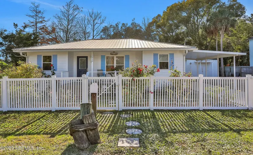 3BR pool home, close to fishing, navy base & ocean - Image 1