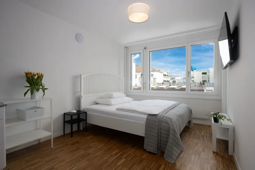 Zurich City - Small Studio - Albisriederplatz 4211 - Image 1