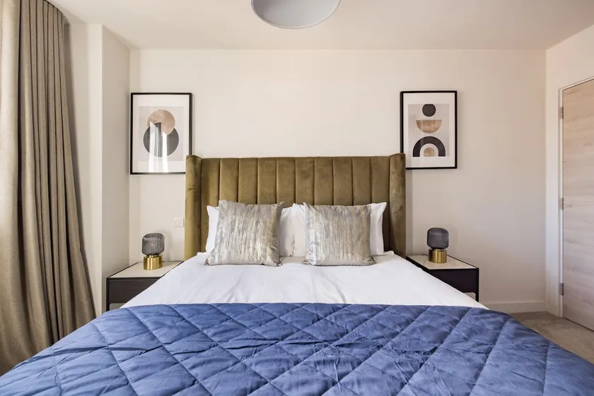 Luxury 2-Bed 2-Bath | Gym, Cinema & Co-Work Space - Image 1