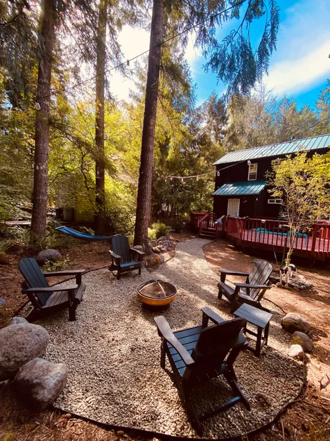 Mt. Hood Timberhaus Retreat - Image 1