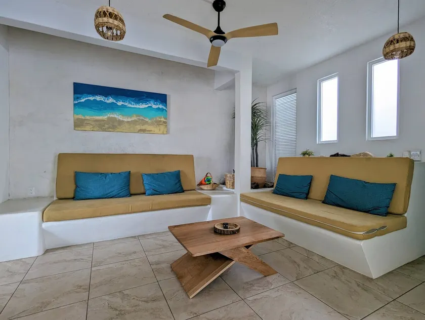 Best Location - 2BR Fully Equipped, King Beds, ACs - Image 1