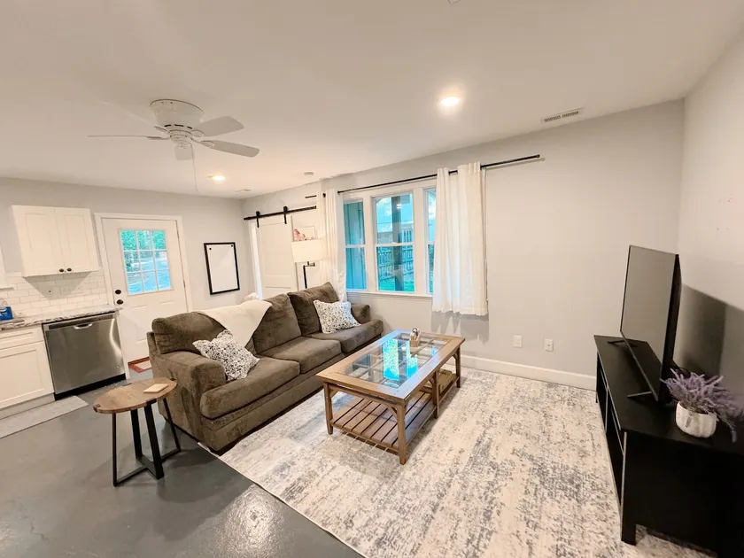 Cozy North Raleigh Guest House - Image 1