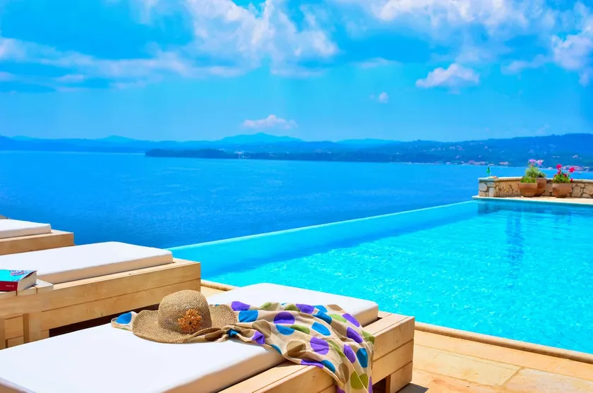 Villa Domina - Private Beach & Tender Platform - Image 1