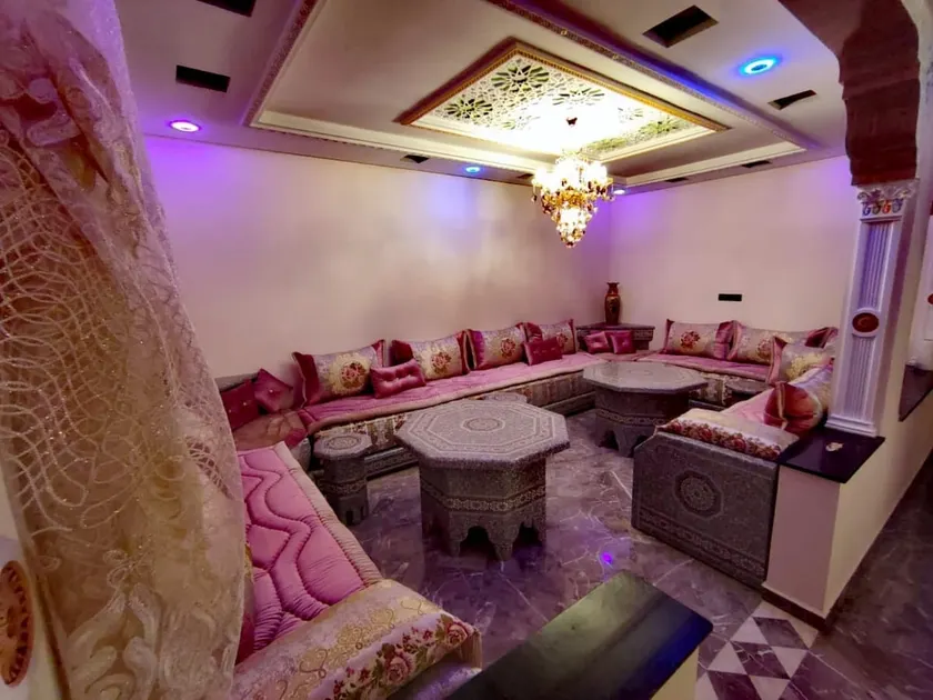 A&R house - Image 1