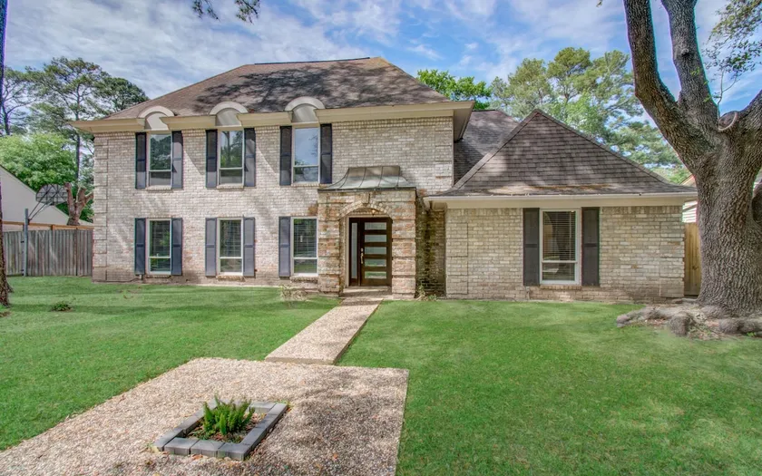 Beautiful 5BR home w/ nice pool - Image 1
