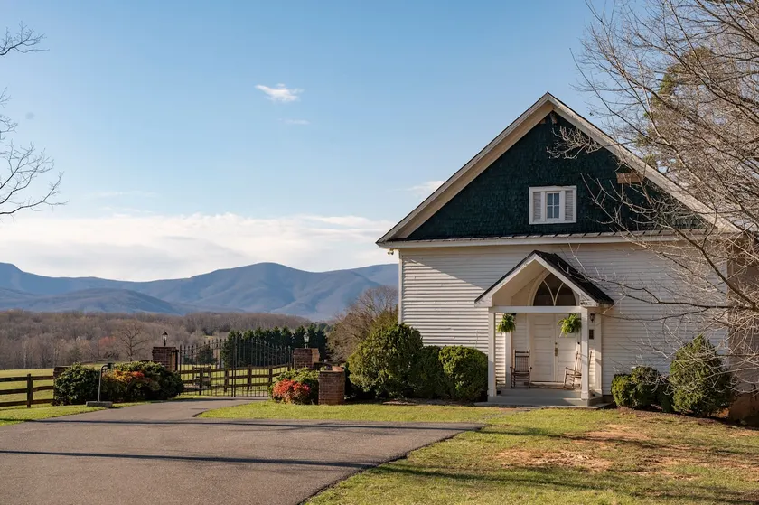 Serene History-Soaked Retreat | VA Countryside - Image 1