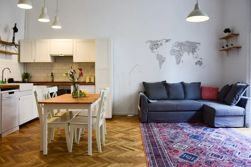 Relaxed home near Chain Bridge - Image 1