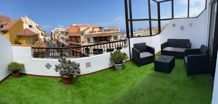 3 dorm flat. Terrae. Bus stop - Image 1