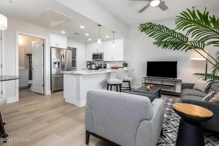 Prime Location Retreat! - Image 1