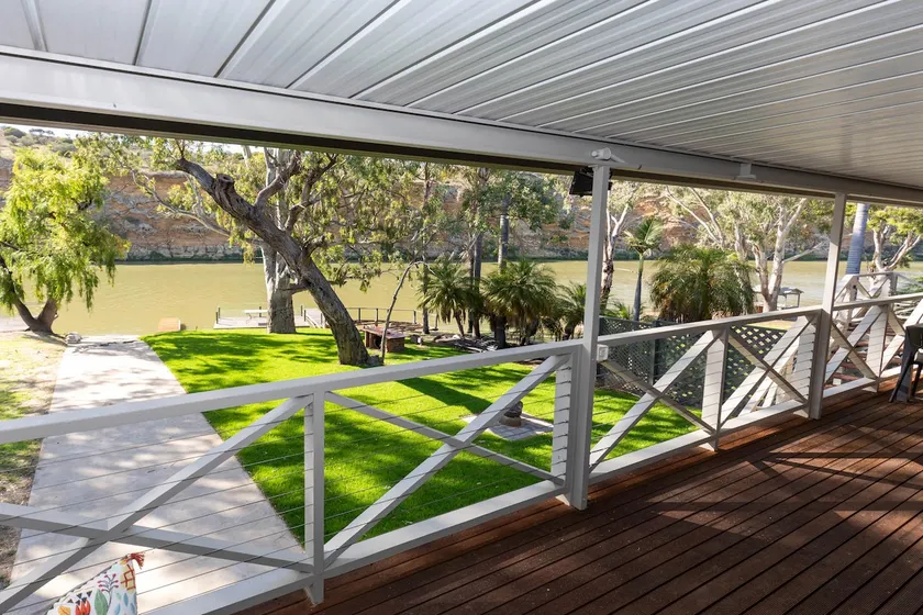103 at Walkers - Image 1