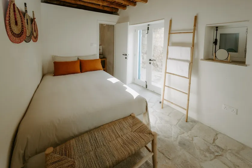 Smaragda's Guest Rooms - Image 1