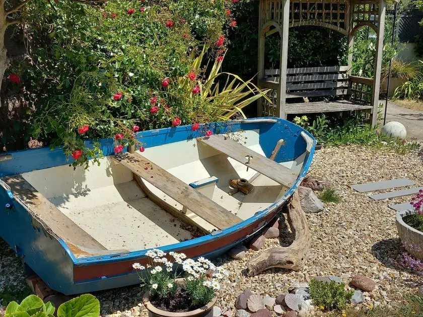 Spacious Cottage: The Secret Well - Image 1