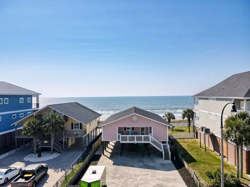 OceanFront/Sleeps 14/Cherry Grove/Golfcart/Hottub - Image 1