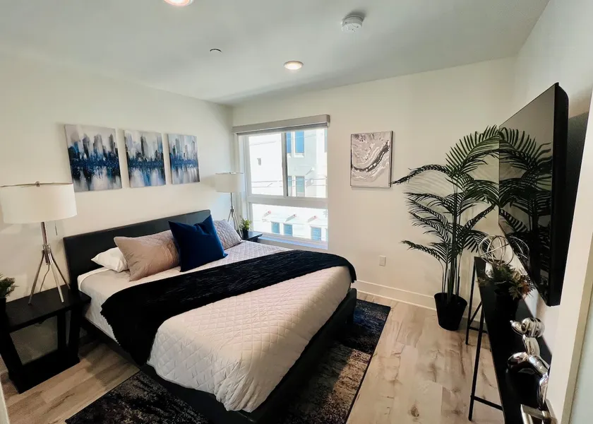 Chic 2BR Century City Apt w/ Parking, Laundry - Image 1