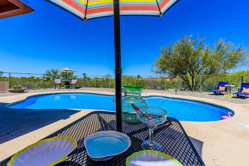 Desert Oasis : Entire Home - Image 1