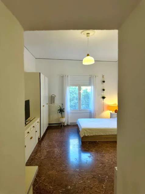 Studio 40m2 - Image 1