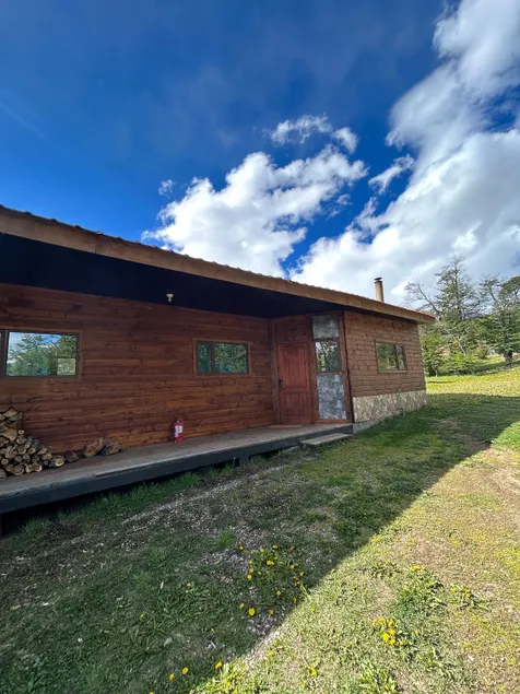 Quelen Patagonia - Peñon Cabin - Image 1