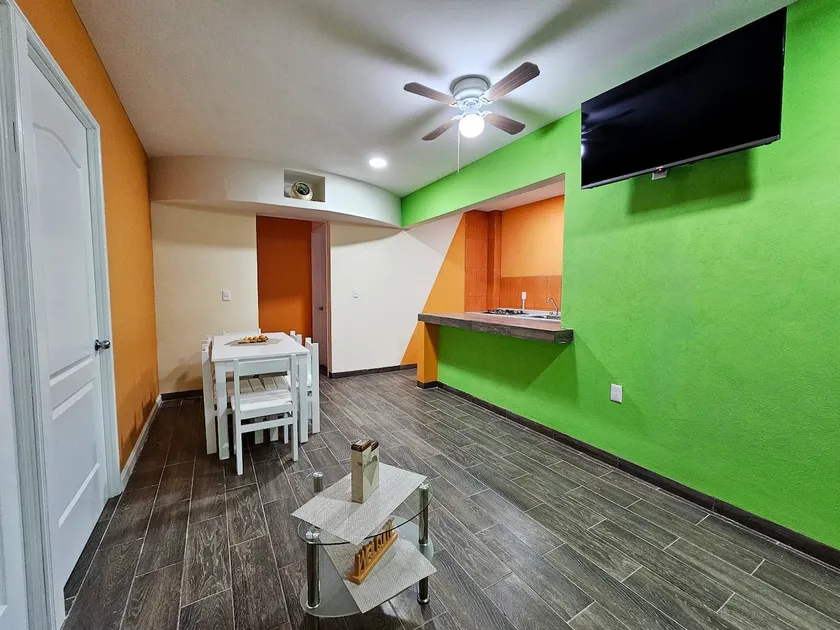 Cozy, Spacious and Homey Family Apartment - Image 1