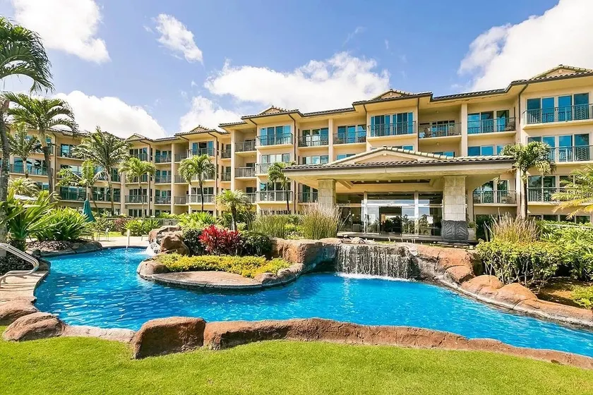 Waipouli Beach Resort & Spa Ocean & Pool Ground Floor in H Building! Sleeps 8 - Image 1