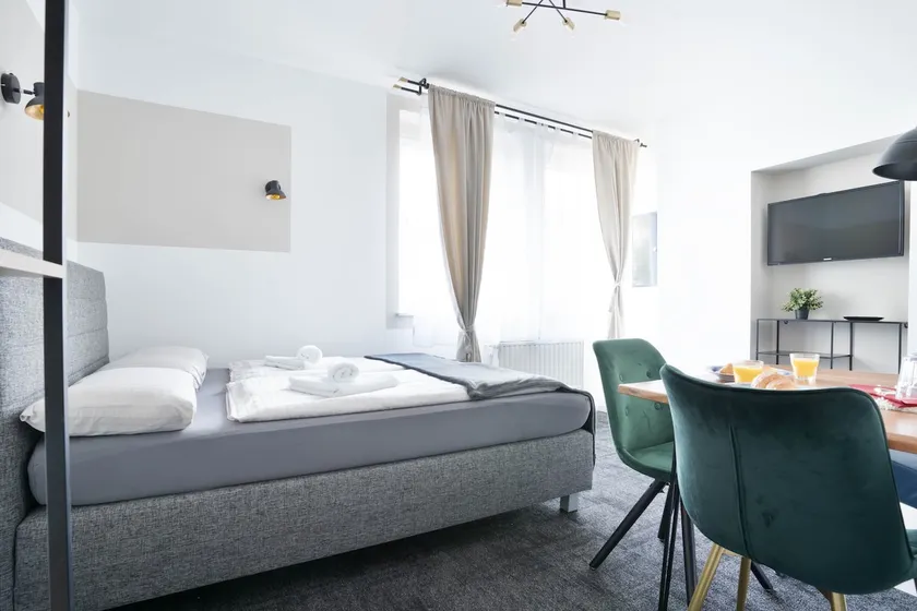 Trendy double bed studio with kitchen * home2share - Image 1