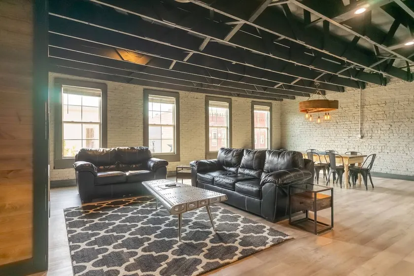 Winchester's Premier Downtown Loft! Near The Lake! - Image 1