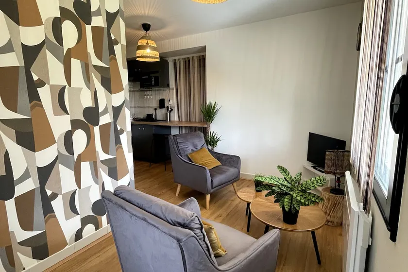 2-room apartment, 27 m2, renovated - Image 1